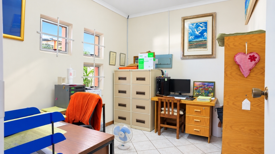 Commercial Property for Sale in Bodorp North West